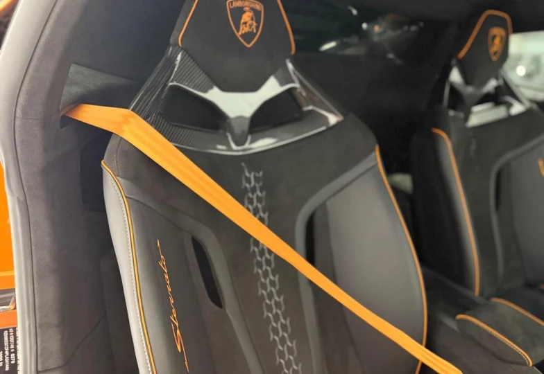 Lamborghini Huracan Sterrato, 2023 - 2