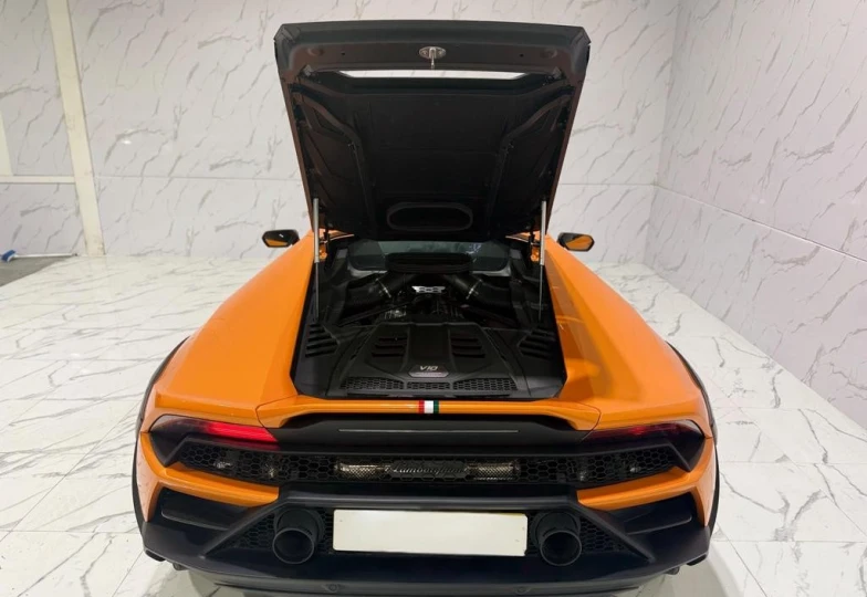 Lamborghini Huracan Sterrato, 2023 - 24