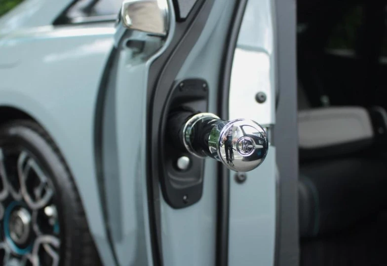 Rolls-Royce Ghost Black Badge, 2024 - 6