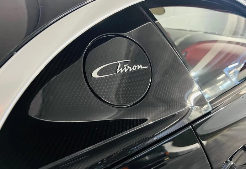 Bugatti Chiron , 2020 - 10