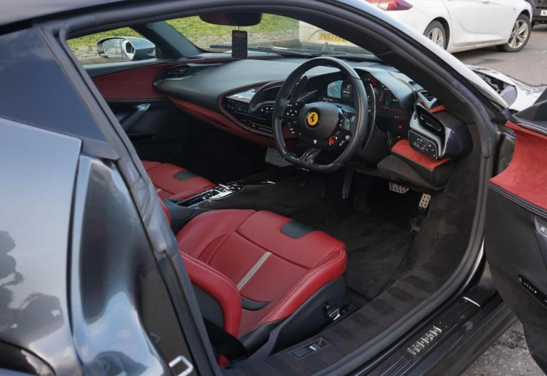 Ferrari SF90 Stradale , 2021 - 1