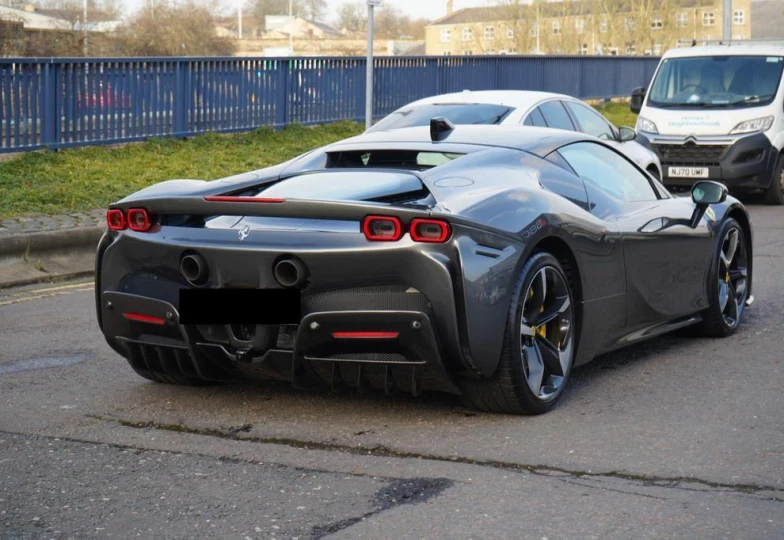 Ferrari SF90 Stradale , 2021 - 10