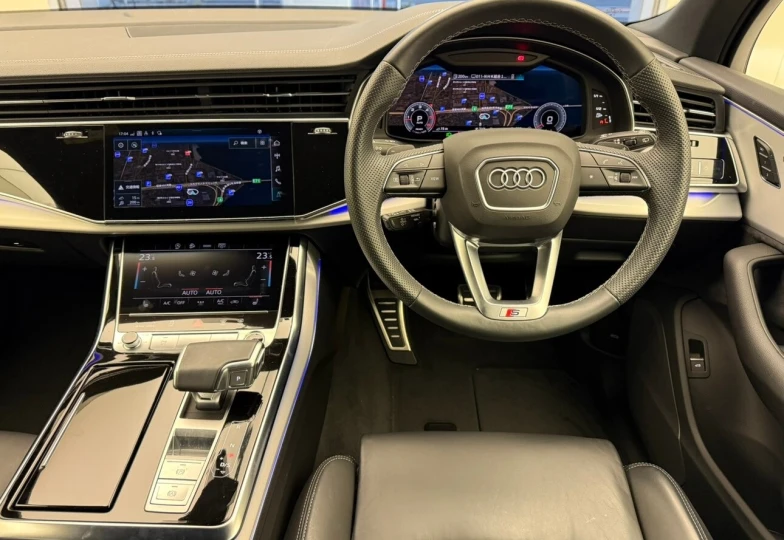 Audi Q7 Black Style Plus, 2024 - 9