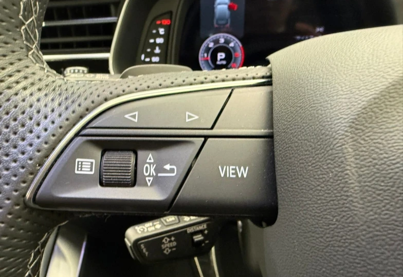 Audi Q7 Black Style Plus, 2024 - 10