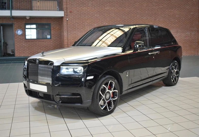 Rolls-Royce Cullinan Black Badge, 2021 - 0