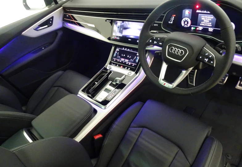 Audi Q7 50 TDI Quattro S Line, 2024 - 1
