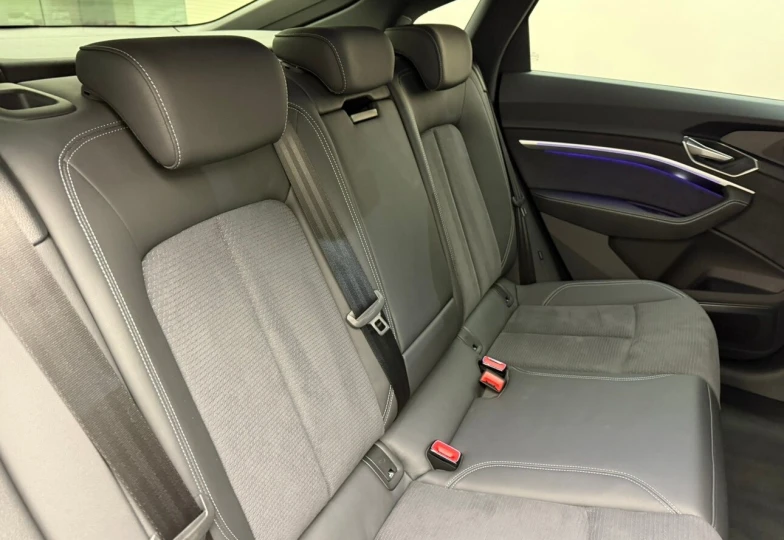 Audi Q8 e-tron 55 Quattro S Line, 2023 - 3