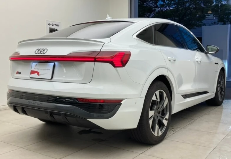 Audi Q8 e-tron 55 Quattro S Line, 2023 - 7