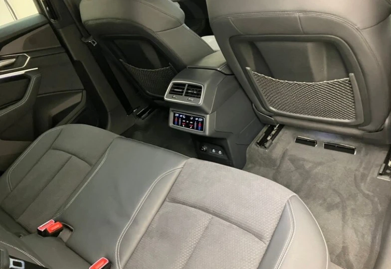 Audi Q8 e-tron 55 Quattro S Line, 2023 - 15