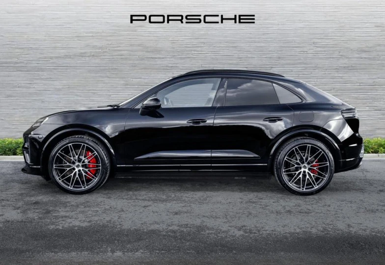 Porsche Macan Turbo, 2025 - 7