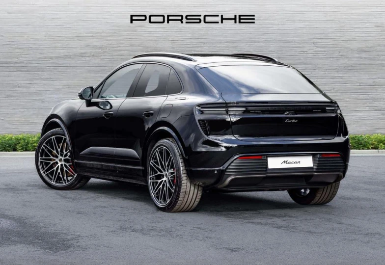 Porsche Macan Turbo, 2025 - 8