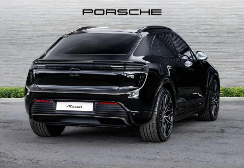 Porsche Macan Turbo, 2025 - 11