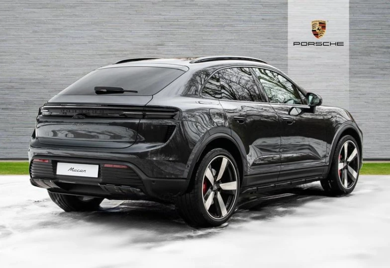 Porsche Macan Turbo, 2025 - 16