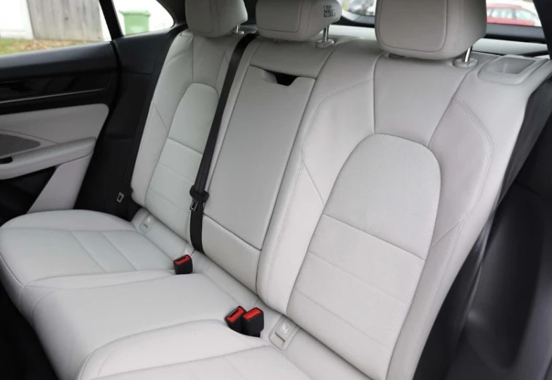 Porsche Macan 4, 2024 - 2