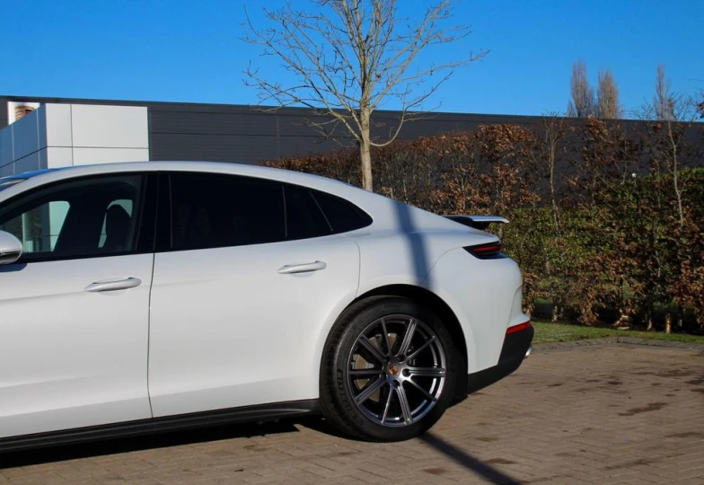 Porsche Panamera PDK 4, 2024 - 14