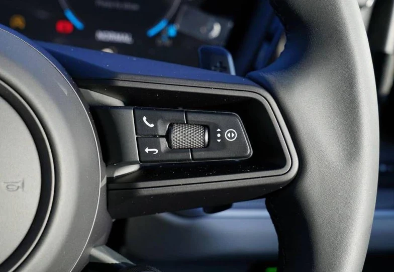 Porsche Cayenne Tiptronic S, 2025 - 33