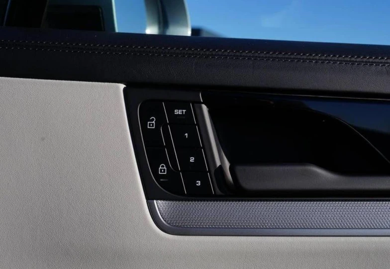 Porsche Cayenne Tiptronic S, 2025 - 37