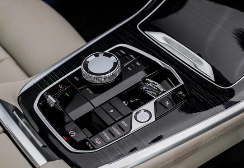 BMW X7 xDrive40i M Sport, 2024 - 23