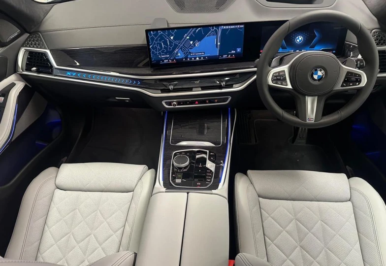 BMW X7 xDrive 40d M Sport, 2025 - 1