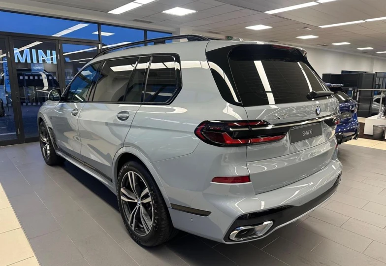 BMW X7 xDrive 40d M Sport, 2025 - 8
