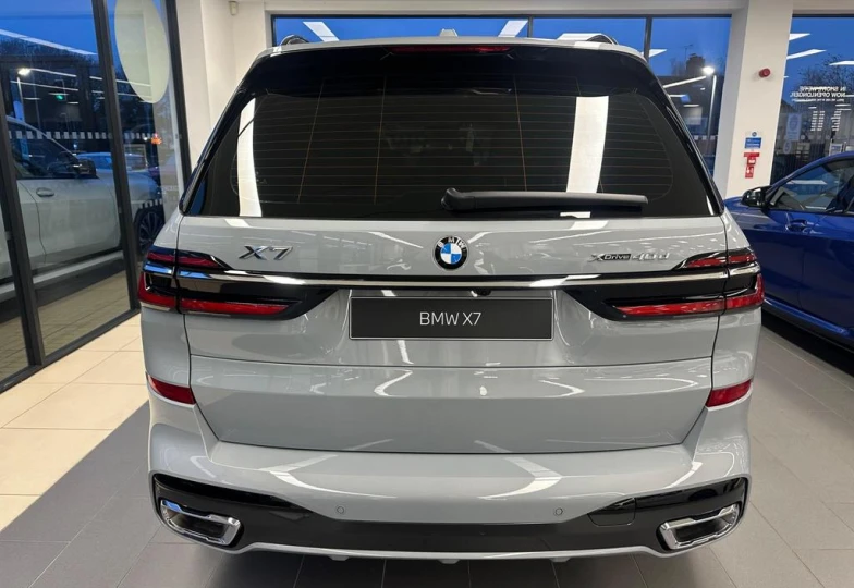 BMW X7 xDrive 40d M Sport, 2025 - 9