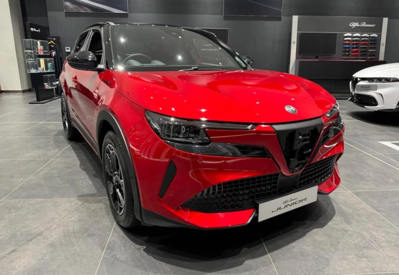 Alfa Romeo Junior 54kWh Elettrica Speciale, 2025 - 0
