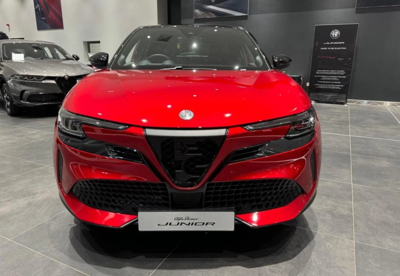 Alfa Romeo Junior 54kWh Elettrica Speciale, 2025 - 6