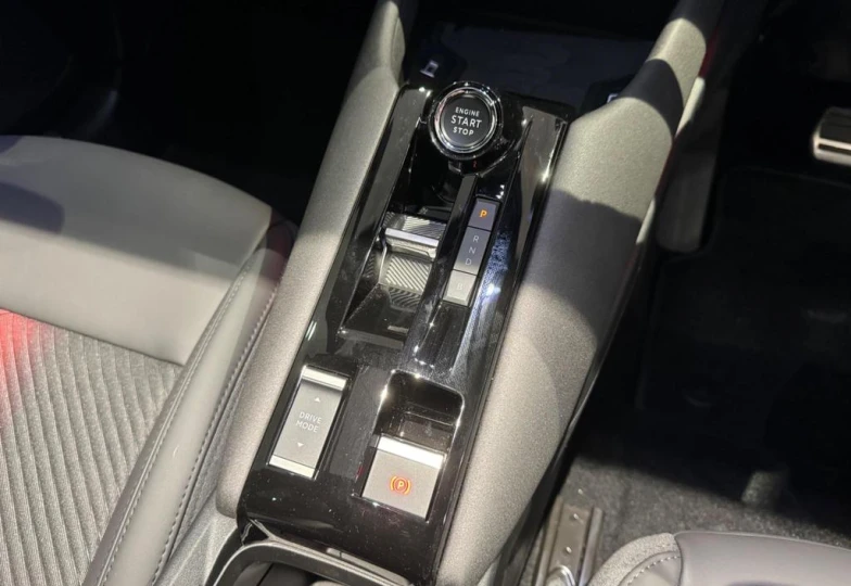 Alfa Romeo Junior 54kWh Elettrica Speciale, 2025 - 22