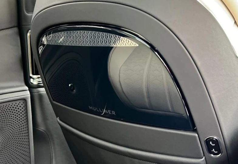 Bentley Flying Spur Mulliner, 2024 - 27