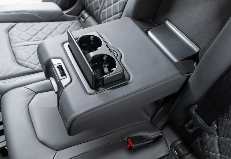 Audi Q8 55 TFSI Quattro S Line, 2022 - 24