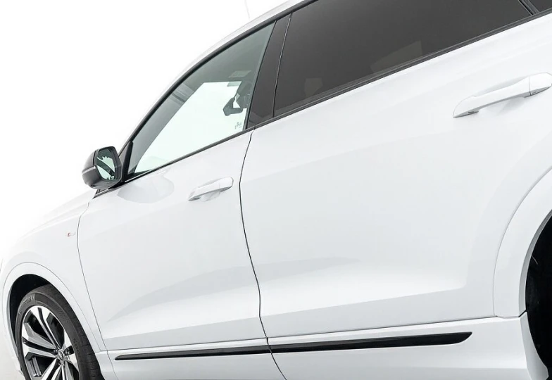 Audi Q8 55 TFSI Quattro S Line, 2022 - 8
