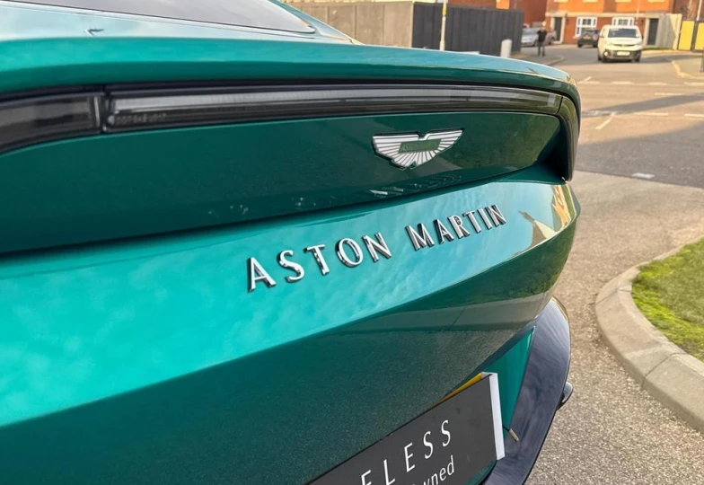Aston Martin Vantage , 2024 - 10
