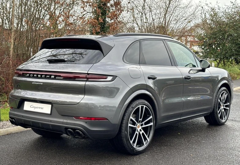 Porsche Cayenne Tiptronic S, 2025 - 19
