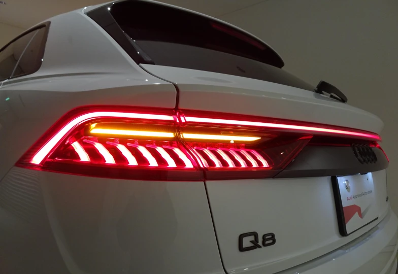 Audi Q8 55 TFSI Quattro S Line, 2024 - 35