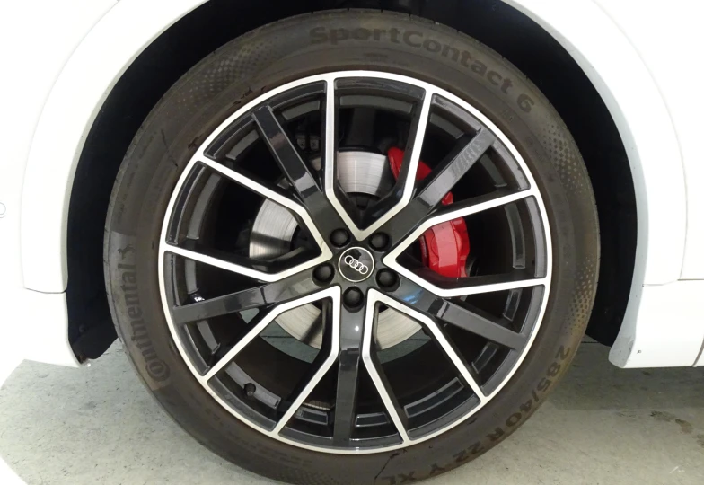 Audi Q8 55 TFSI Quattro S Line, 2024 - 45