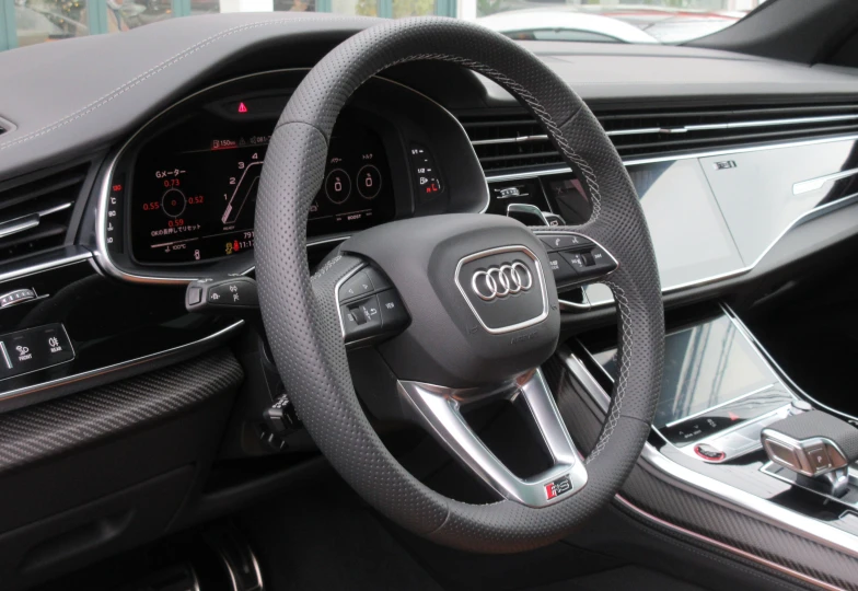 Audi RS Q8 4.0 TFSI quattro tiptronic, 2021 - 11