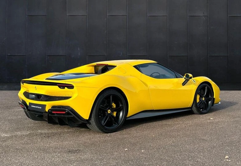 Ferrari 296 GTB , 2022 - 13