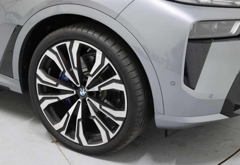 BMW X7 xDrive 40i M Sport, 2024 - 7