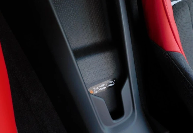 Chevrolet Corvette Красный