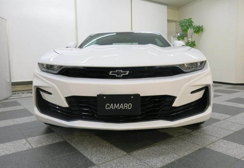 Chevrolet Camaro White