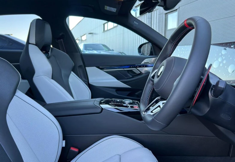 BMW M5 , 2025 - 2