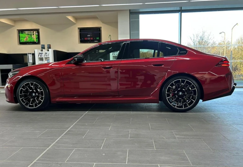 BMW M5 , 2025 - 9