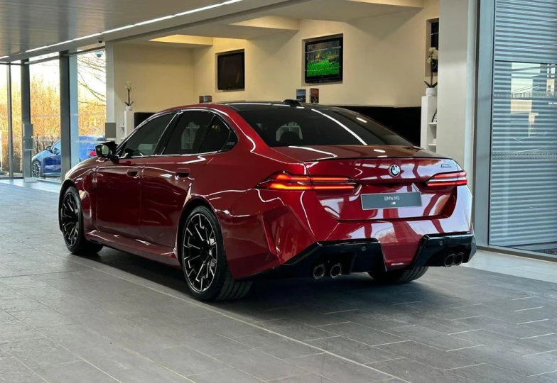 BMW M5 , 2025 - 10