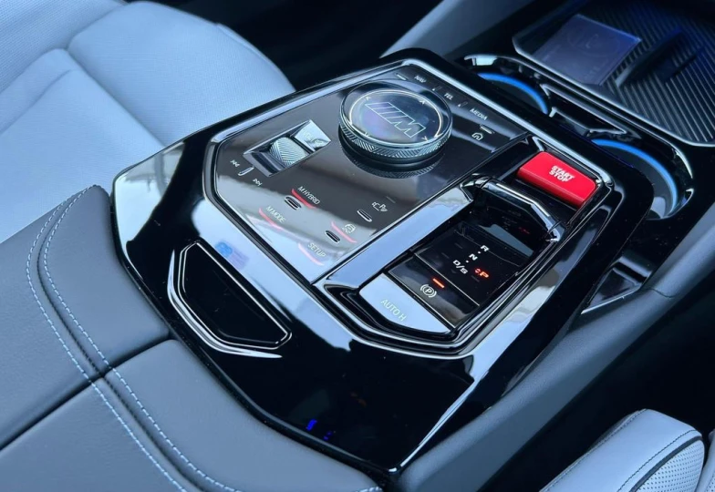 BMW M5 , 2025 - 32