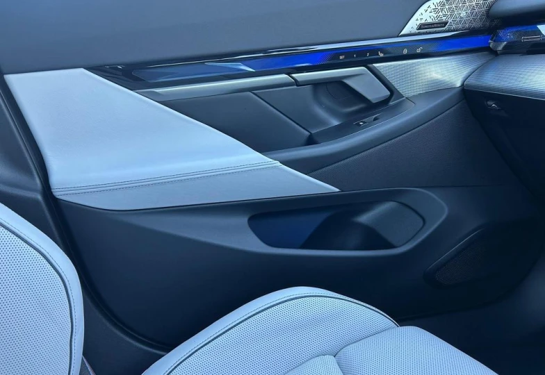 BMW M5 , 2025 - 36