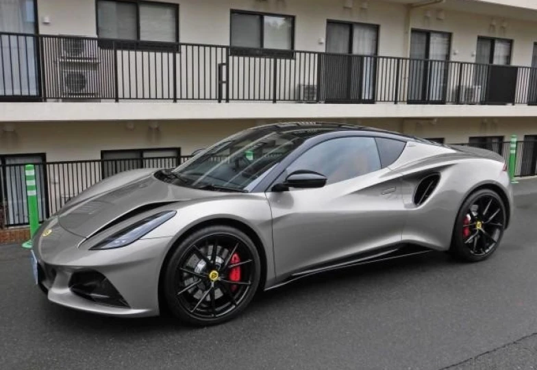 Lotus Emira V6 First Edition, 2023 - 4
