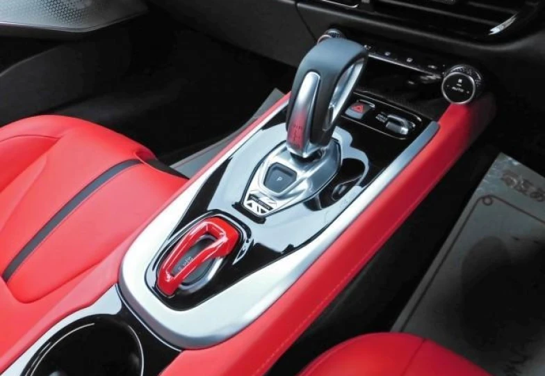 Lotus Emira V6 First Edition, 2023 - 16