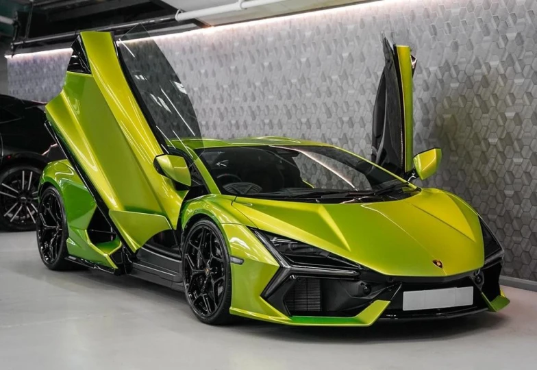 Lamborghini Revuelto , 2024 - 0