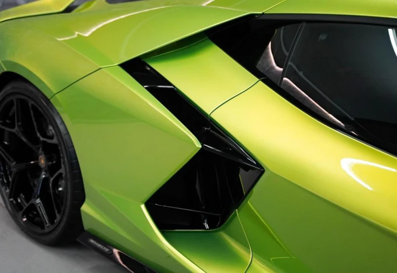 Lamborghini Revuelto , 2024 - 7