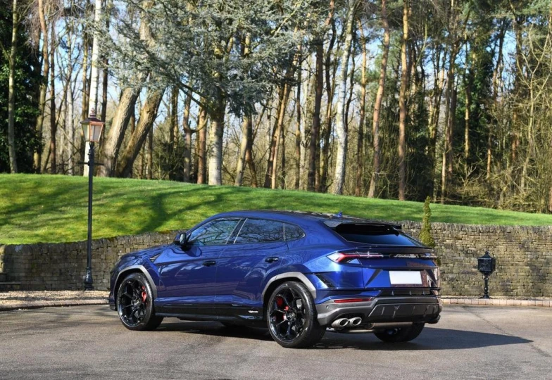 Lamborghini Urus Performante, 2025 - 12